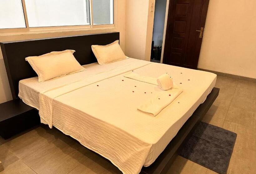 Номер Стандарт Трехместный, Varsity Villa