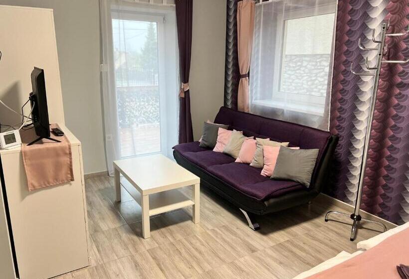 高级三人间, Zafír Vendégház Szilvásvárad