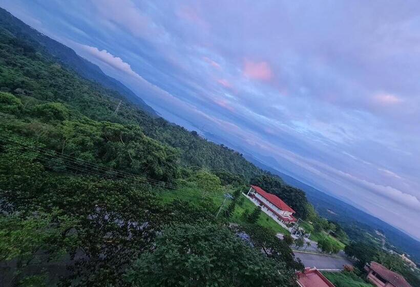 חדר משפחתי, The Mandala Nook Splendido Taal Condo Staycation