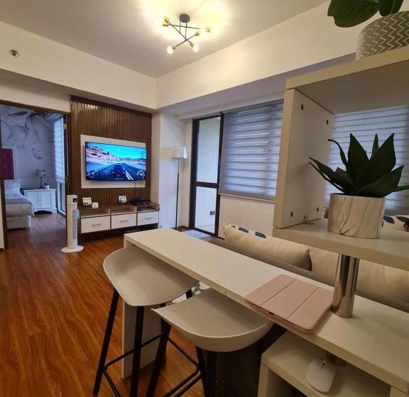 Семейный Номер, The Mandala Nook Splendido Taal Condo Staycation