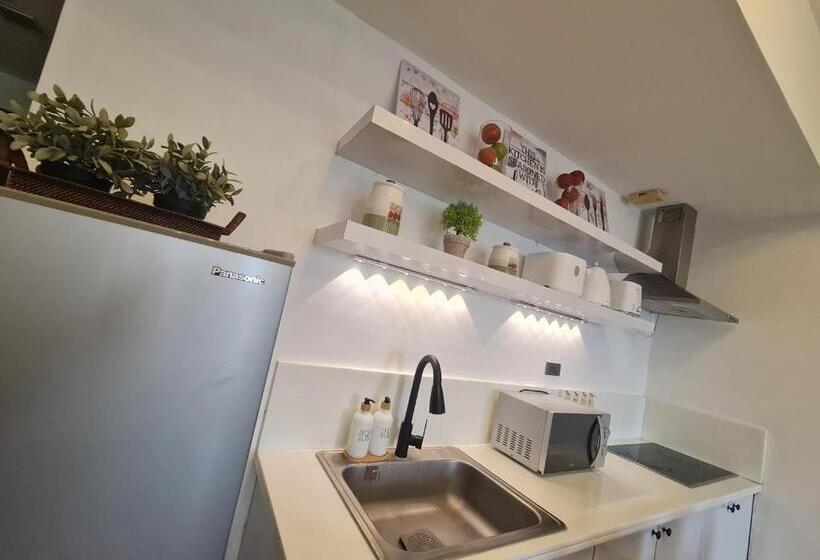 חדר משפחתי, The Mandala Nook Splendido Taal Condo Staycation