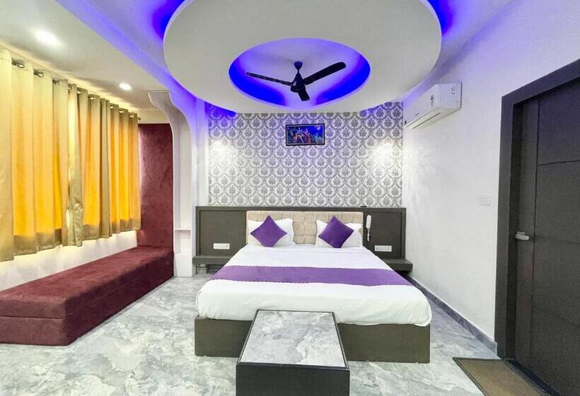 Номер Deluxe, Bagga Kuteer ! Haridwar होटल बग्गा कुटीर ஹோட்டல் பக்கா குடிசை Fully Air Conditioned Hotel, Lift Wifi