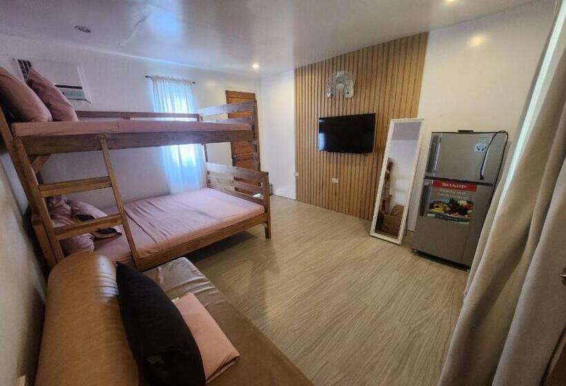 منزل غرفة نوم واحدة, Beach Resort In Zambales S1