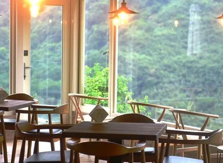اتاق استاندارد, Kilar Mountain Villa