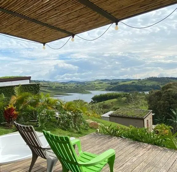 Suite with lake view, Adama Bio