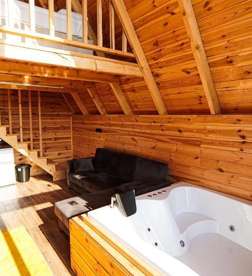 スイート, Heidi Bungalov