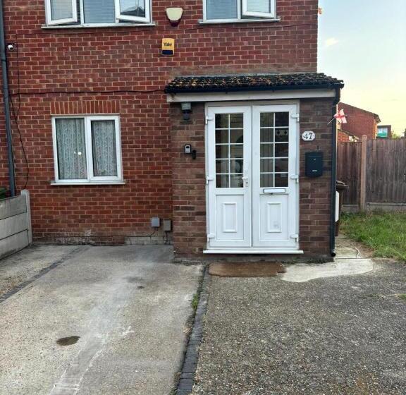 スタンダードシングルルーム, Sariyu Space Barking