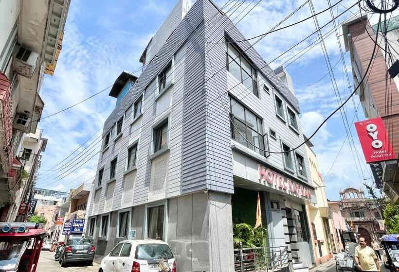 标准三人间, Ray Ban ! Haridwar होटल रे बन ரே பான் ஹோட்டல் Fully Air Conditioned Hotel, Lift Wifi And Parking Ava