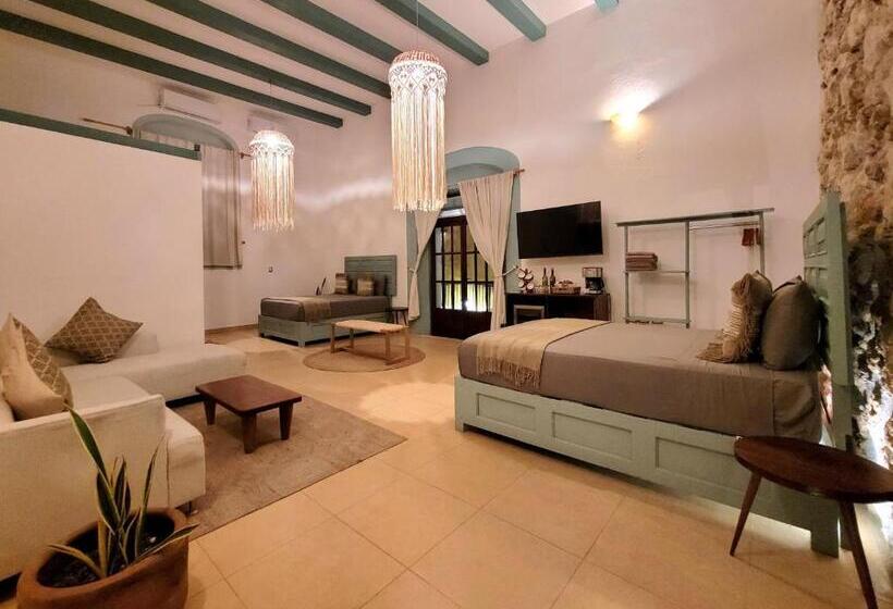 سوییت خانوادگی, Casa Puerta De Mar