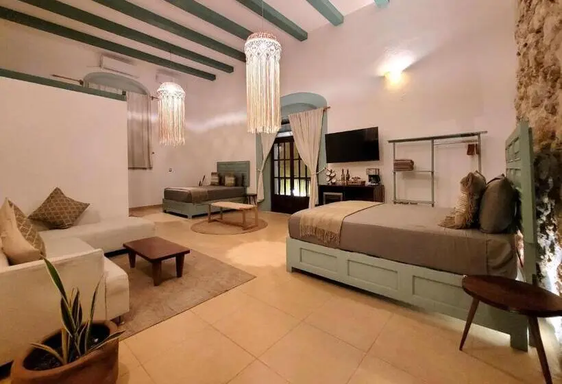 سوییت خانوادگی, Casa Puerta De Mar