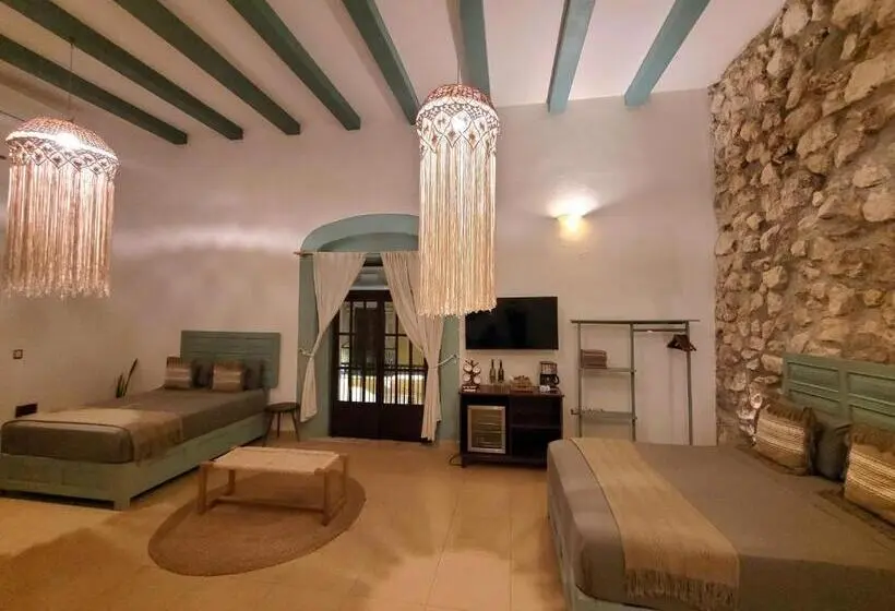 سوییت خانوادگی, Casa Puerta De Mar