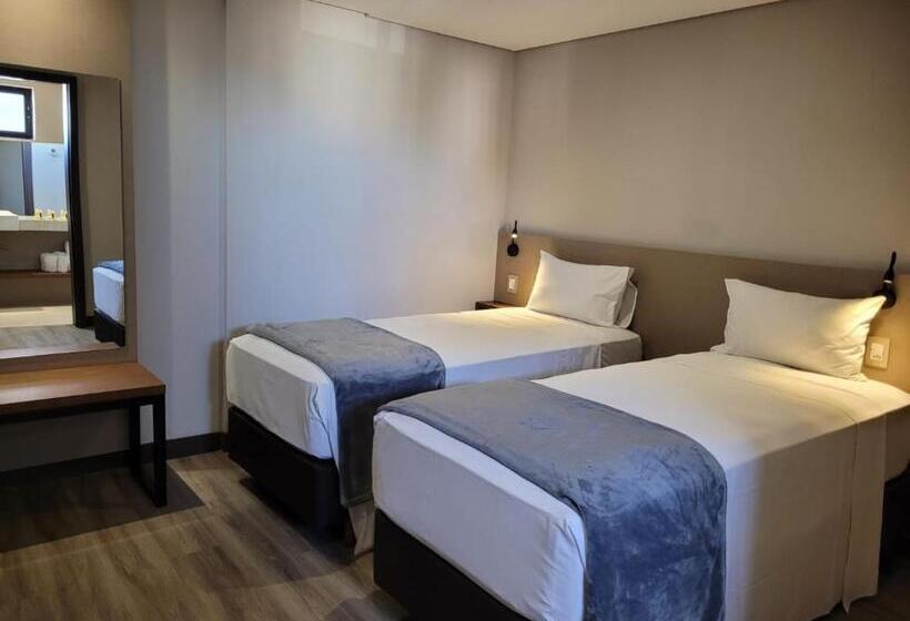 高品质的四人房间, Roochelle Convention By Nobile