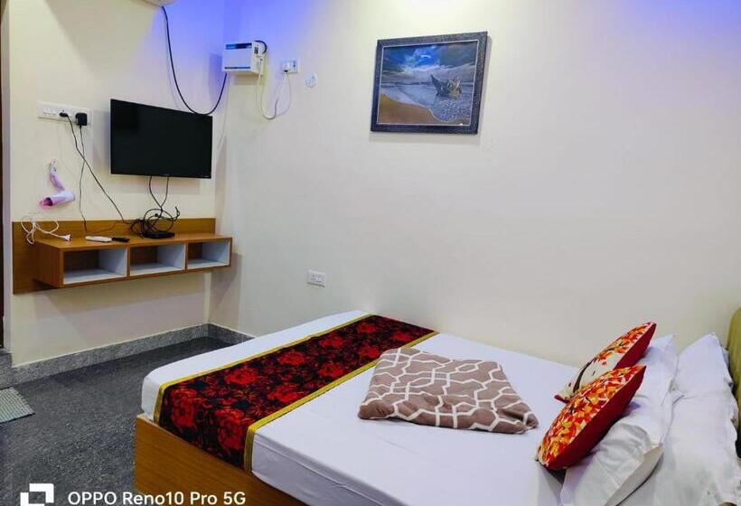 Номер Deluxe Вид на Море с Балконом, S3 Homestay