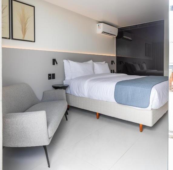 סוויטה דלוקס, Icon Hotel By Welkom