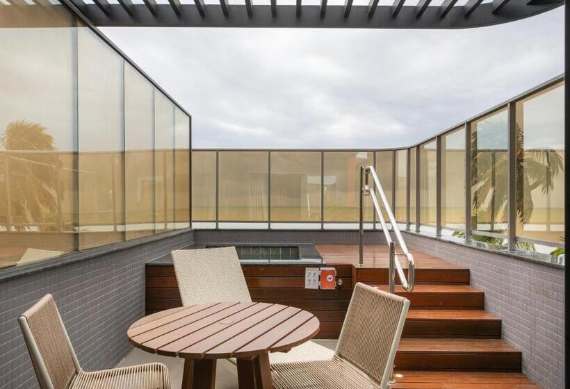 סוויטה דלוקס, Icon Hotel By Welkom