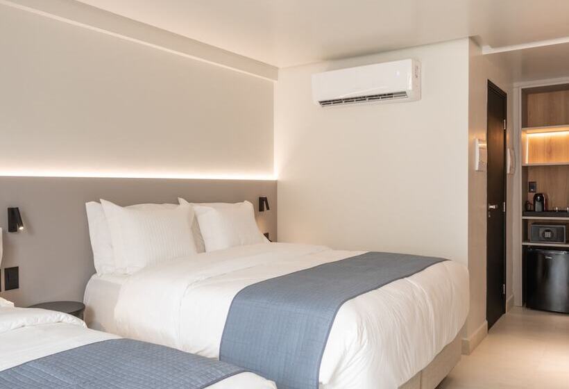 חדר דלוקס לשלושה, Icon Hotel By Welkom