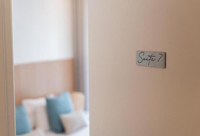 اتاق استاندارد, Madalena Hostel E Suites