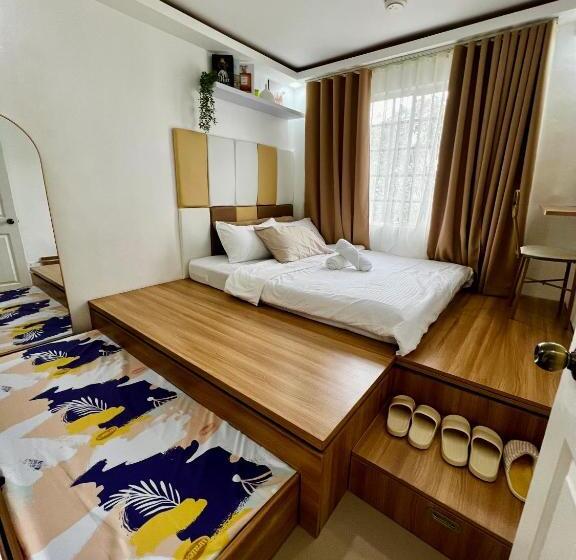 2 Bedroom Family Apartment with Views, Ataraxia Guest House