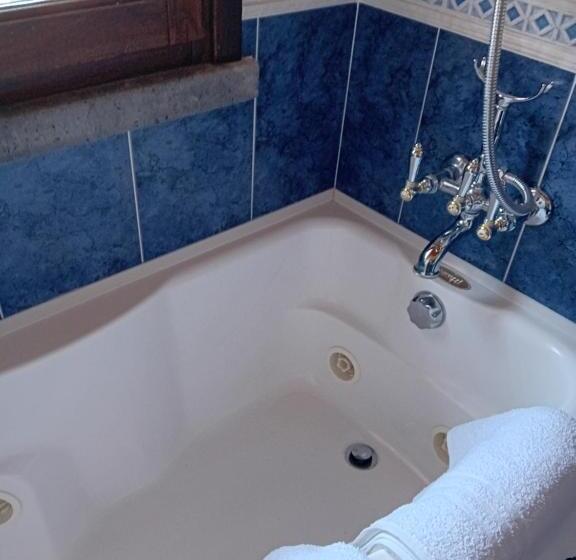 Standard room with outdoor bath, Casa Roverelle