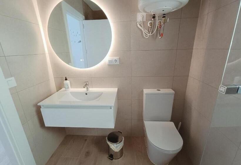 디럭스 룸, El Hostalito