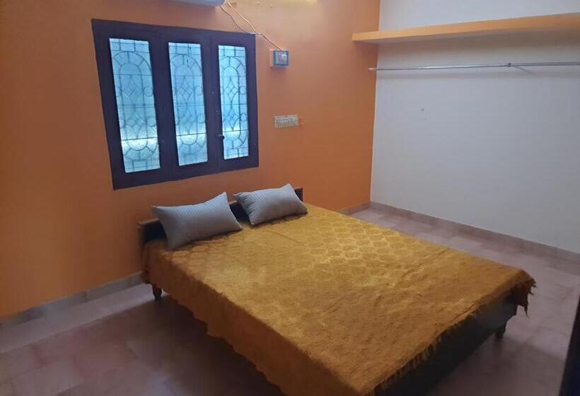 Номер Deluxe, Paul S Cottage