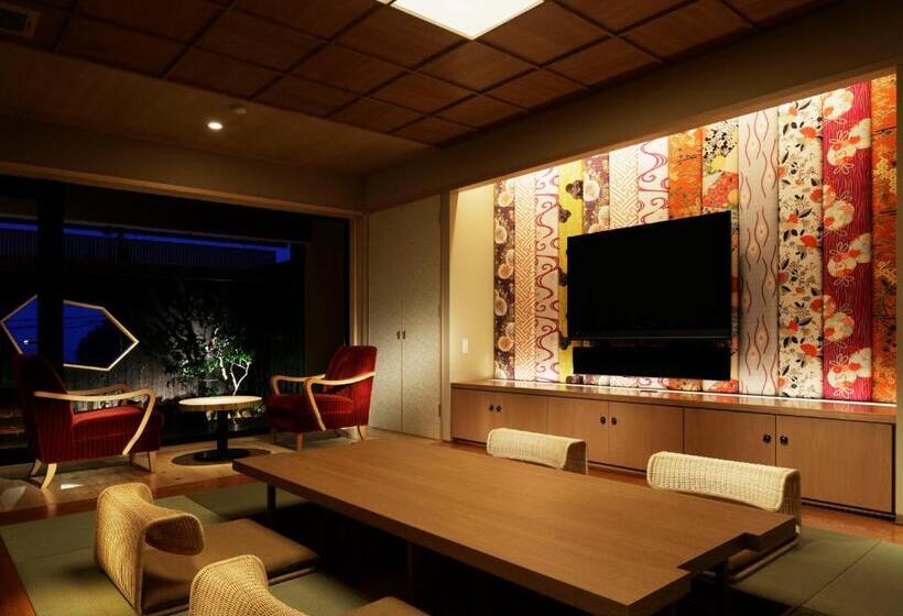 スーペリアー１ベッドルームビラ, 間人温泉 炭平