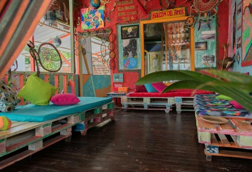 חדר סטנדרט לארבעה, Hostal Liliana