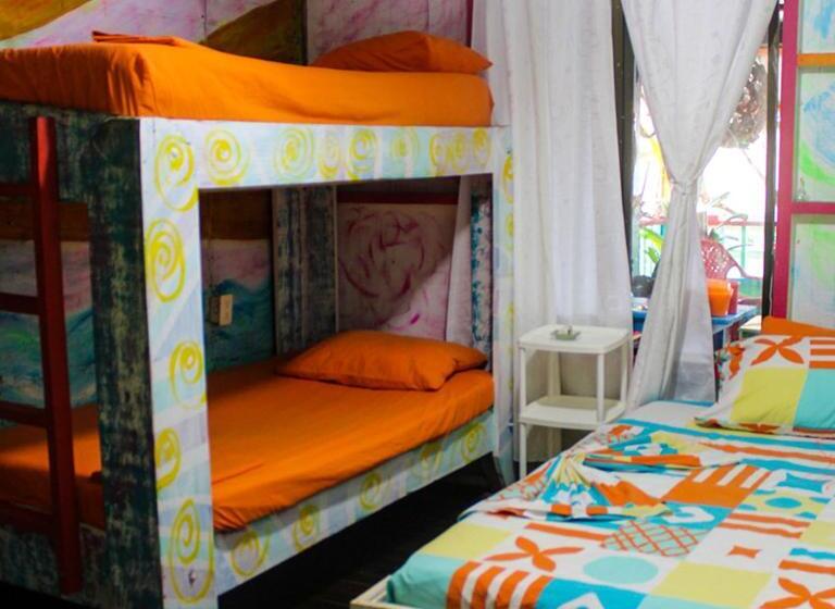 חדר סטנדרט לארבעה, Hostal Liliana