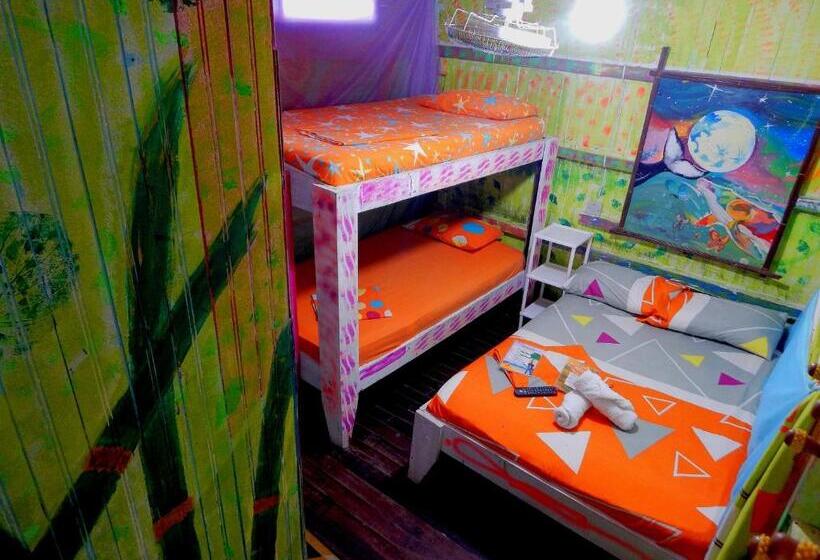 חדר סטנדרט לארבעה, Hostal Liliana