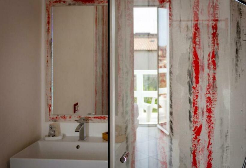 חדר סטנדרט עם מרפסת, 5 Elementi