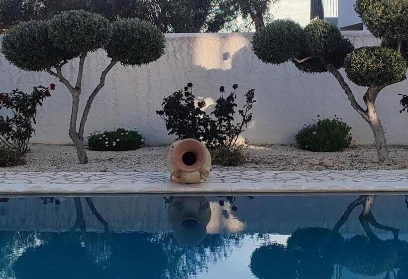 חדר סטנדרט, 5 Elementi