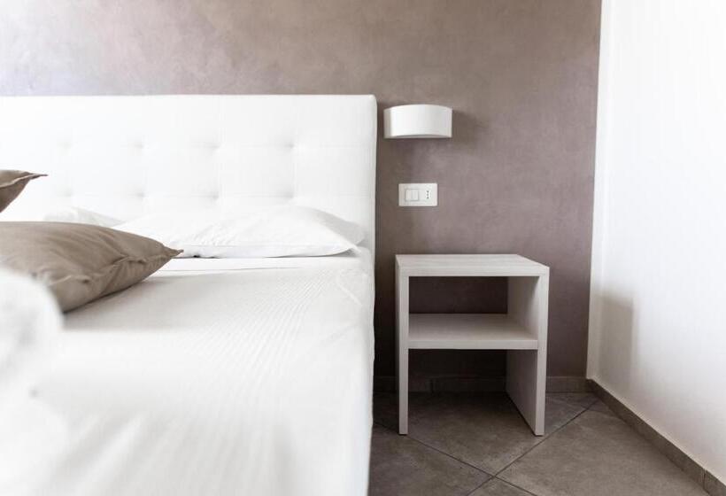 חדר סטנדרט, 5 Elementi