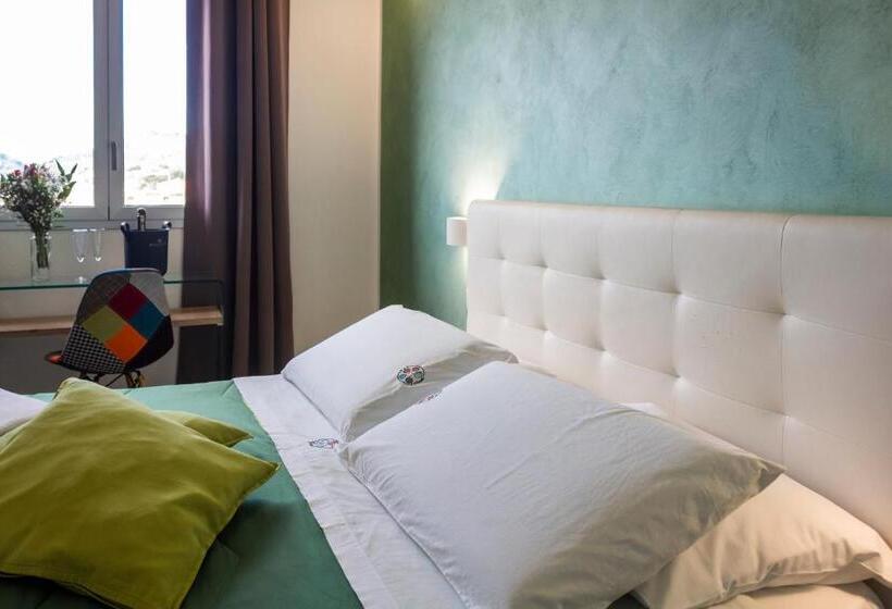 חדר סטנדרט, 5 Elementi