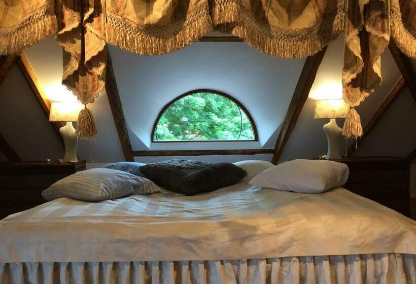 سوئیت با بالکن, Paivilla Boutique