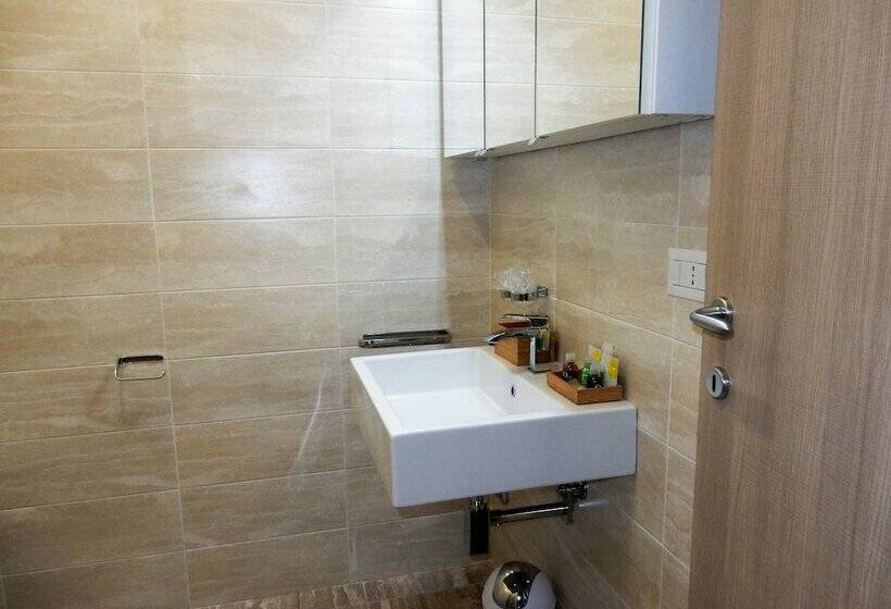 اتاق استاندارد با چشم‌انداز شهر, Roof Garden