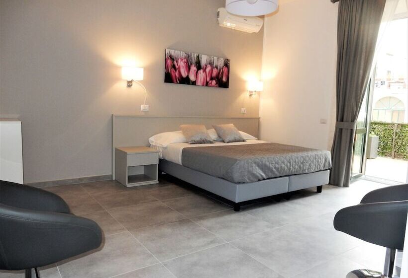 اتاق سوپریور با چشم‌انداز شهر, Roof Garden