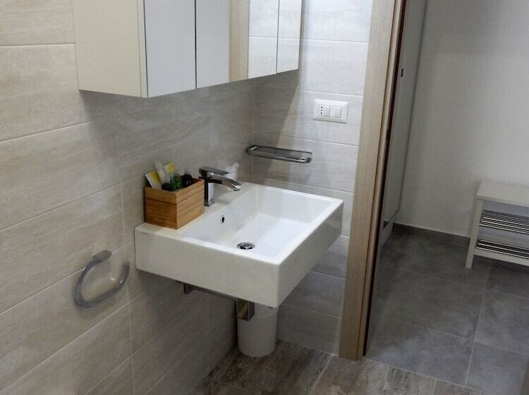 اتاق سوپریور با چشم‌انداز شهر, Roof Garden