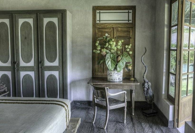 디럭스 스튜디오, Villa Artis