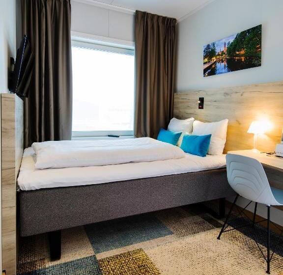 غرفة قياسية فردية, Arenahotellet I Uppsala