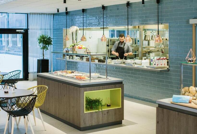 غرفة قياسية لذوى الاحتياجات الخاصة, Arenahotellet I Uppsala