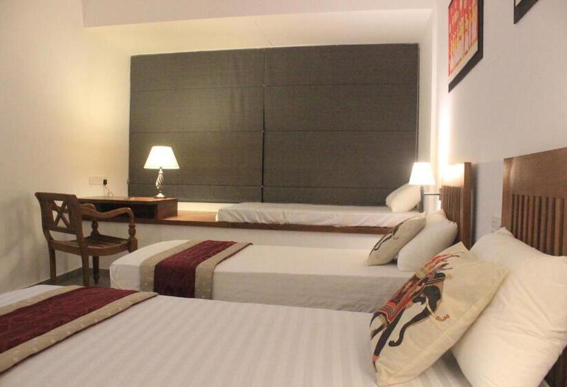 Habitació Deluxe, Atelier Kandy