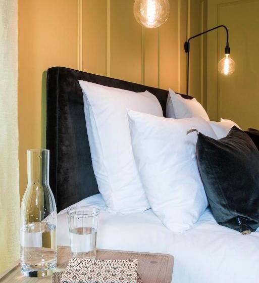 חדר סטנדרט, Annexe 1888