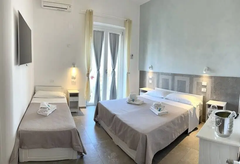 Triple Room Sea View, Marconi