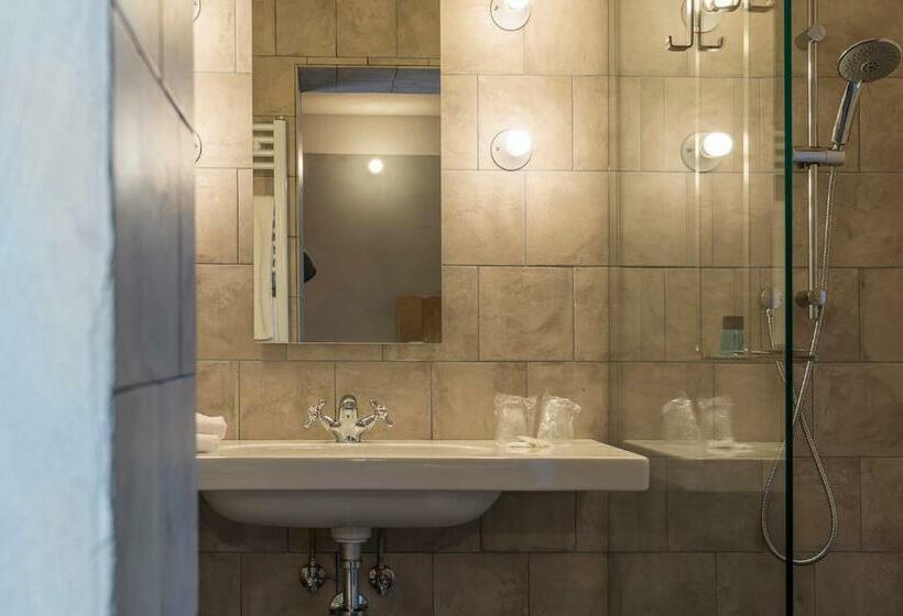 Номер Стандарт, San Daniele