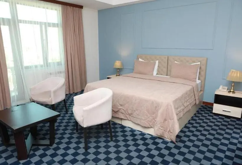 اتاق لوکس با بالکن و چشم‌انداز دریا, Sea Pearl