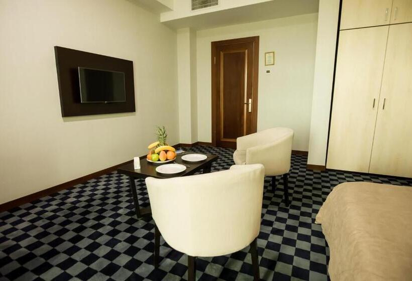 اتاق سه نفره دلوکس با چشمانداز دریا, Sea Pearl