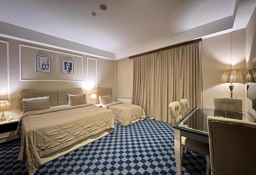 اتاق سه نفره دلوکس با چشمانداز دریا, Sea Pearl