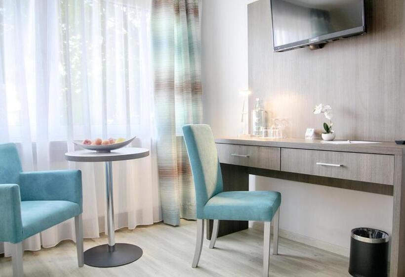 اتاق لوکس یک تخته, Zur Eiche