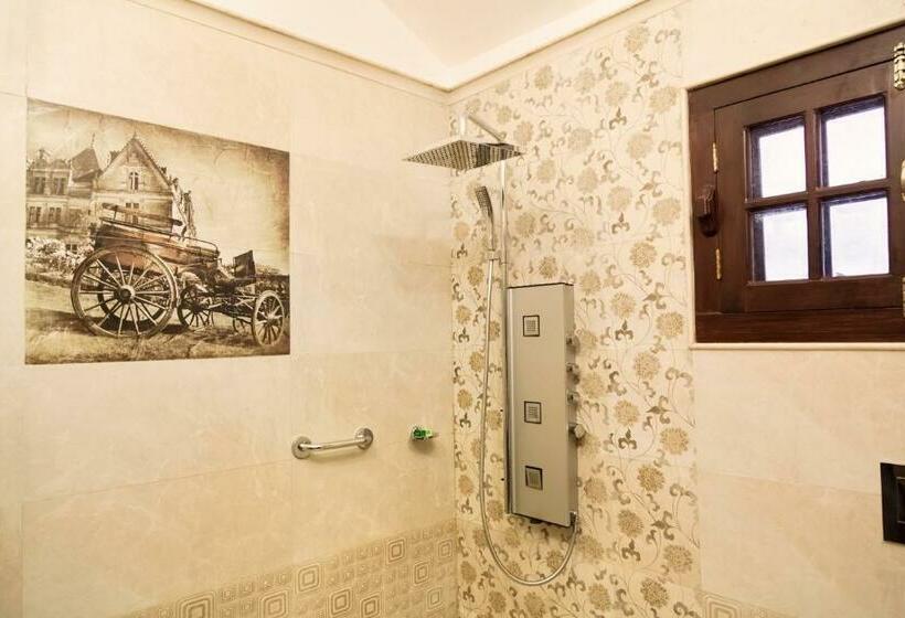 皇家房间, Welcomheritage Golf View