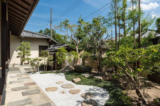 Quarto Quádruplo Estandar, Kinkaku